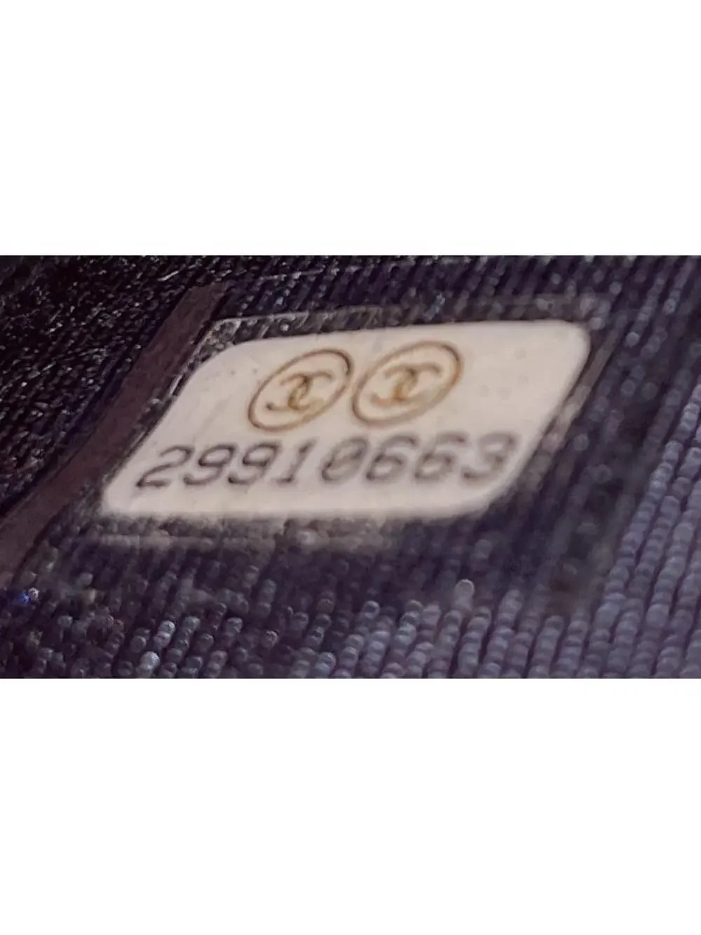 CHANEL elevate your